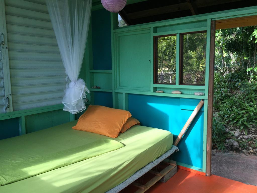 Dancing Tortugas Hotel Агуадила Екстериор снимка
